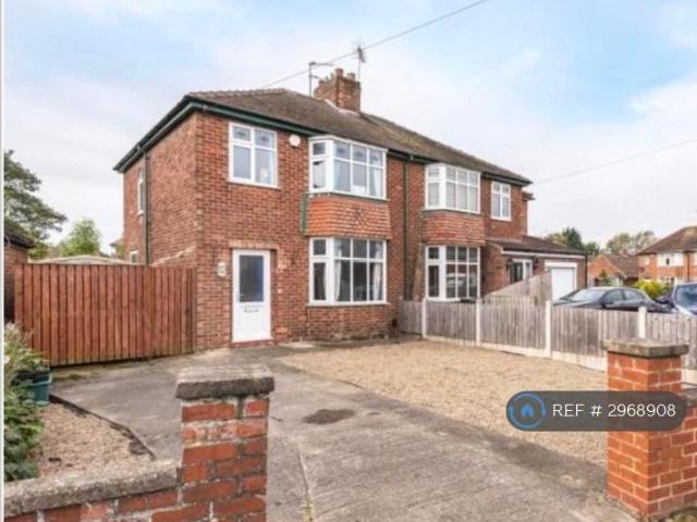 Hambleton Avenue, York, YO10 3 bed semi detached house to rent £1,950 pcm £450 pw