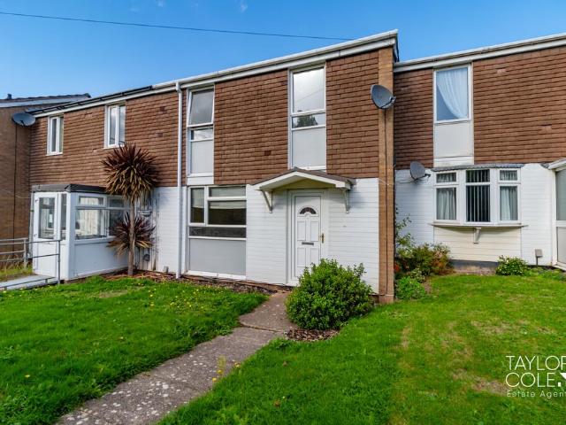 Hamble, Tamworth 3 bed terraced house to rent £1,150 pcm £265 pw