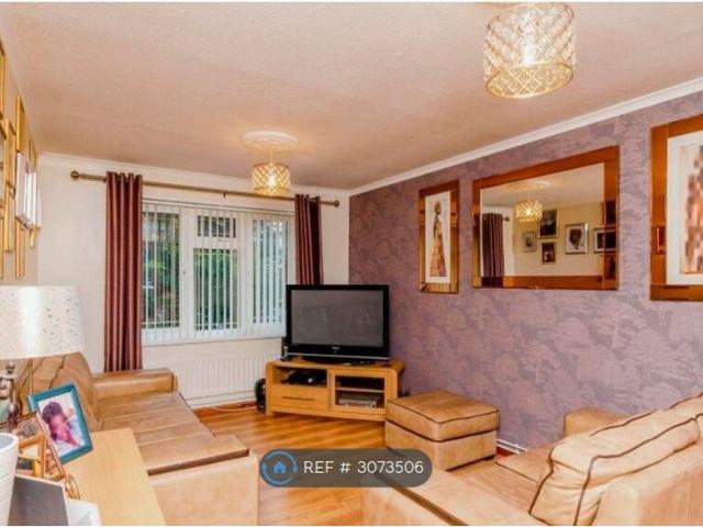 Hambledon Close, Wolverhampton WV9, 2 bed semi detached house to rent, £900 pcm | PrimeLocation