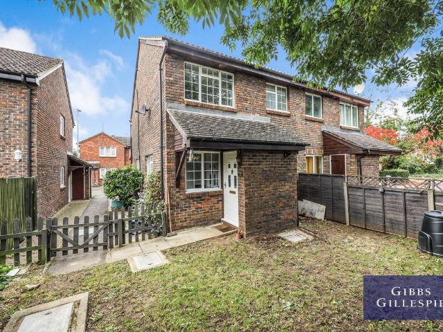 Hambledon Close, Uxbridge UB8, 1 bed property to rent, £1,400 pcm | PrimeLocation