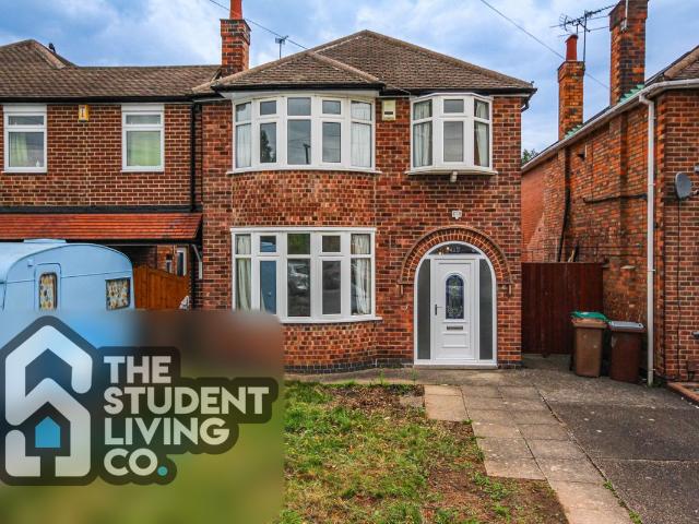 Hambledon Drive, Wollaton NG8, 3 bed shared accommodation to rent, £1,495 pcm | PrimeLocation