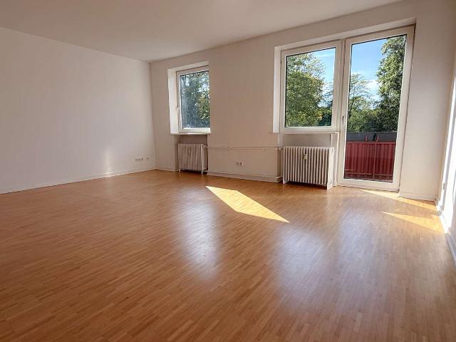 Hamburg Neustadt mit Balkon, von privat, 3 Zimmer Wohnung in schönster Umgebung