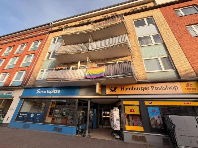 Hamburger Str.: Helle 3 Zimmer Wohnung mit Balkon in zentraler Lage und guter Anbindung