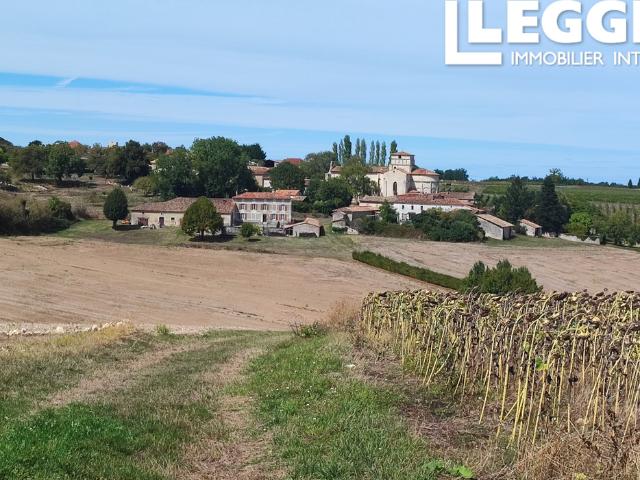Hameau au coeur de la campagne