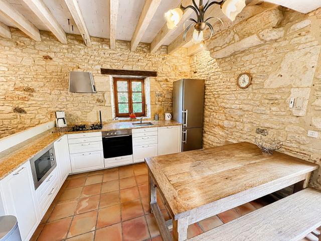 Hameau en pierre de caractère du XVI siècle Visite virtuel. 502m² Cuzorn