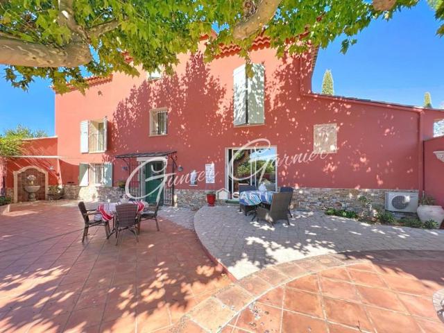 Hameau privatif de prestige avec gîtes et chambres d'hôtes – Le Luc Provence Var