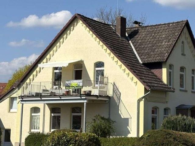Hameln, OT Tündern, Zweifamilienhaus direkt an der Weser