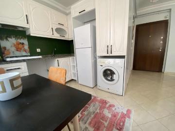 Hamidiye Mh De Genç Binada Geniş Bahçelikiralık 1+1 Bahçe Katı