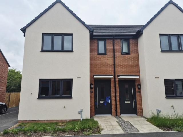 Hamilton Way, Blackburn, BB2 3 bed house to rent £1,200 pcm £277 pw