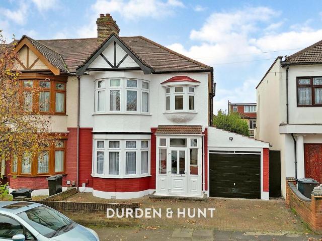 Hamilton Avenue, London, IG6 1AE, United Kingdom | 3 bed duplex for rent #135187382 | Rentberry