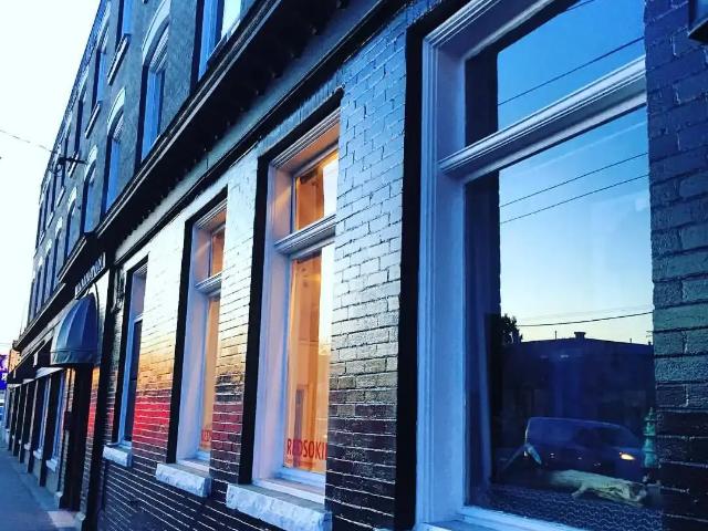 Hamilton Bank Building – Designer Chic & Trendy Micro Suites Unfurnished