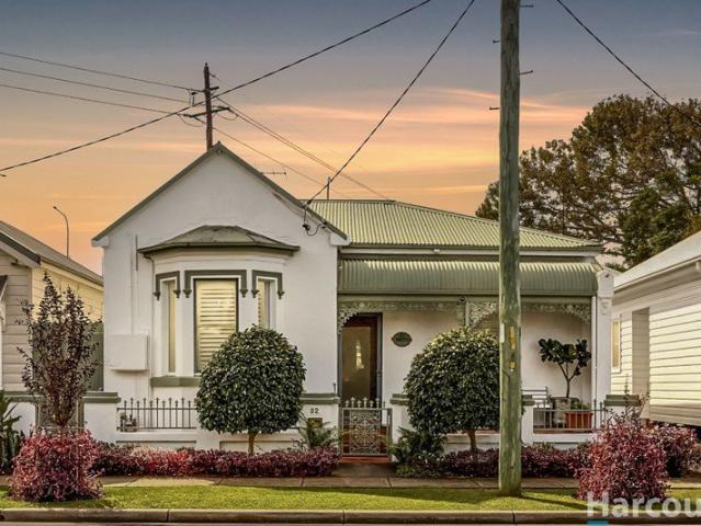 Hamilton character made for entertaining, 700m to trains & Beaumont St