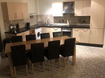 Hamilton Court, Bristol BS2, 3 bed flat to rent, £2,600 pcm | PrimeLocation