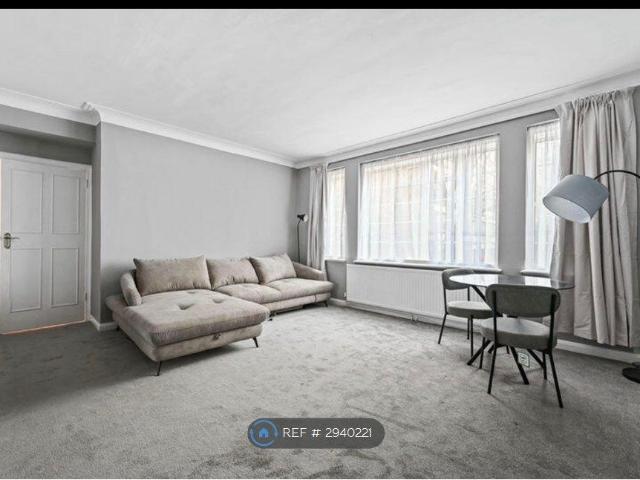 Hamilton Court, London W9, Studio to rent, £1,950 pcm | PrimeLocation