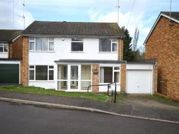 Hamilton Close, South Mymms. 4 bed house to rent £1,900 pcm £438 pw