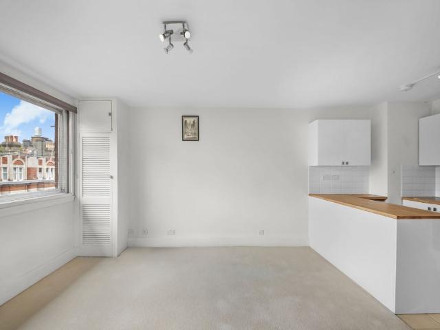 Hamilton House, Southampton Row WC1B, 1 bed flat to rent, £2,513 pcm | PrimeLocation
