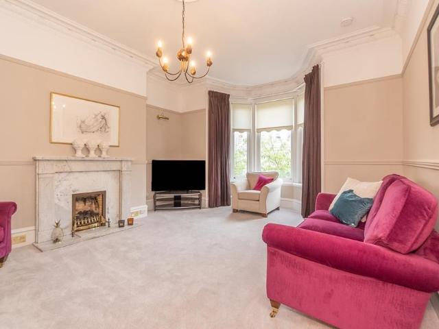 Hamilton Place, First Floor AB15, 4 bed flat to rent, £1,600 pcm | PrimeLocation