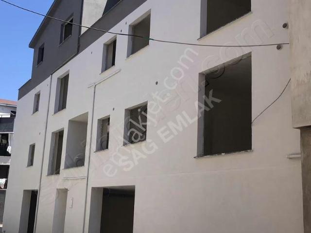 Hamitler'de Satılık 2+1 Daire:merkezi Konum,yerden Isıtma,120m²