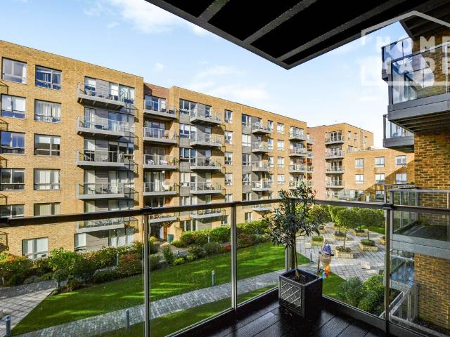 Hamlet Court, High Street N8, 2 bed flat to rent, £2,750 pcm | PrimeLocation