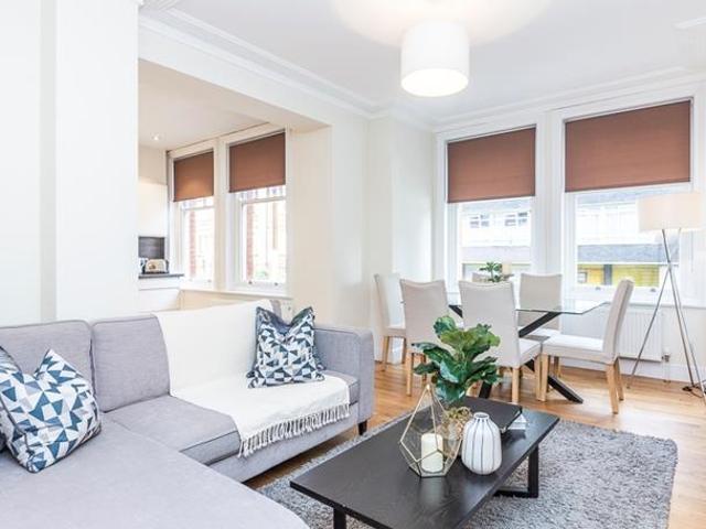Hamlet Gardens, London W6 3 bed apartment to rent £5,243 pcm £1,210 pw