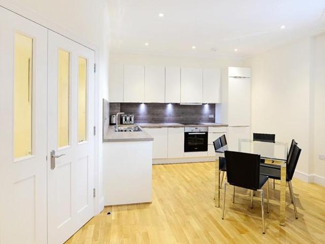 Hamlet Gardens, London, W6 0TR, United Kingdom | 3 bed apartment for rent #111213157 | Rentberry