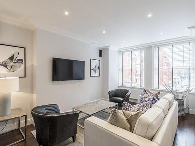 Hamlet Gardens, Ravenscourt Park, London W6, 3 bed terraced house to rent, £5,633 pcm | PrimeLocation