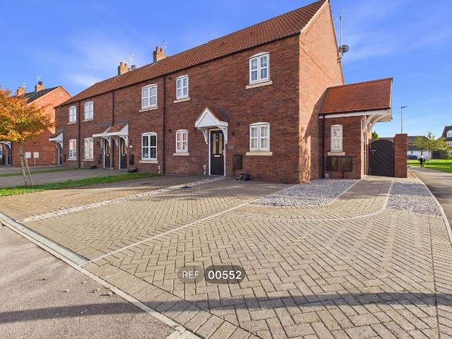 Hamlet Drive, Kingswood, Hull HU7, 1 bed flat to rent, £695 pcm | PrimeLocation
