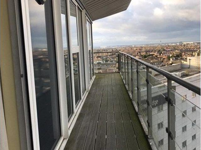 Hamlyn House, Feltham TW13, 2 bed flat to rent, £1,800 pcm | PrimeLocation