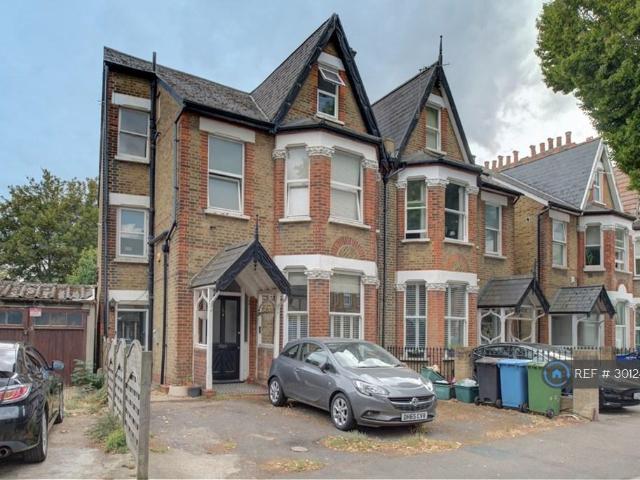 Hammelton Road, Bromley, BR1 2 bed flat to rent £1,875 pcm £433 pw