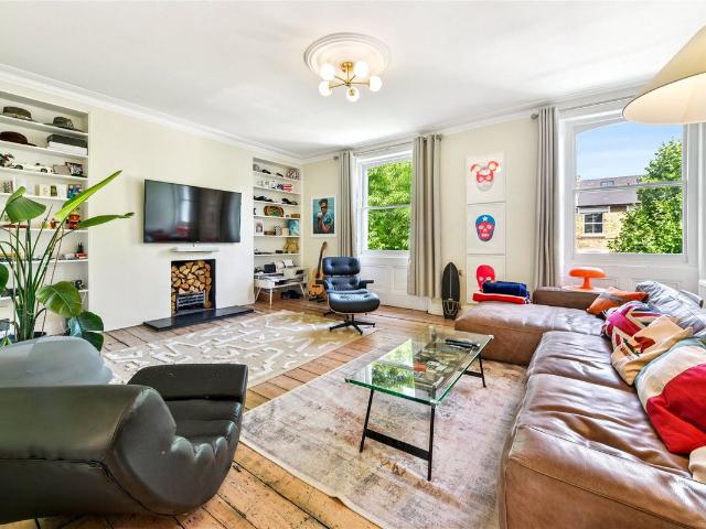 Hammersmith Grove, London W6, 2 bed flat to rent, £4,000 pcm | PrimeLocation