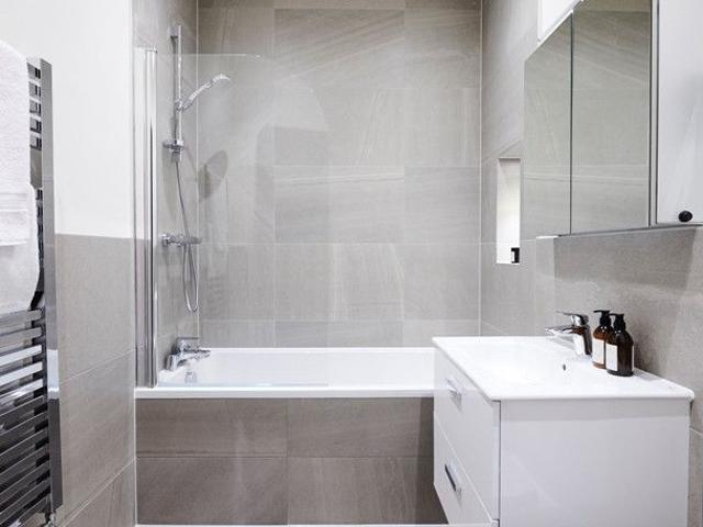 Hammersmith, Hammersmith, London W6, 1 bed flat to rent, £3,033 pcm | PrimeLocation