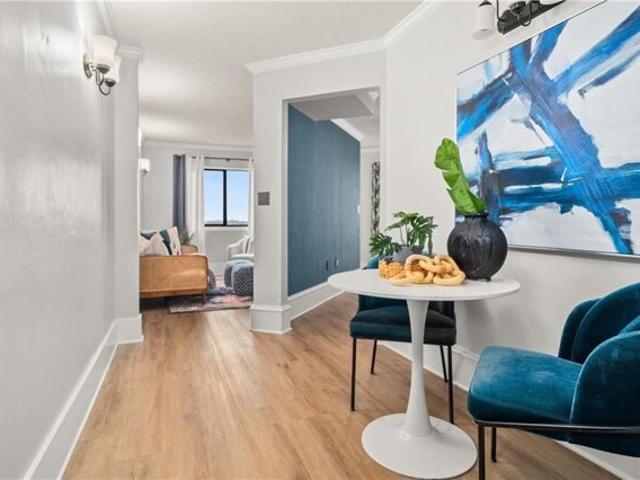Hammond Dr Apt,atlanta, Condo For Sale