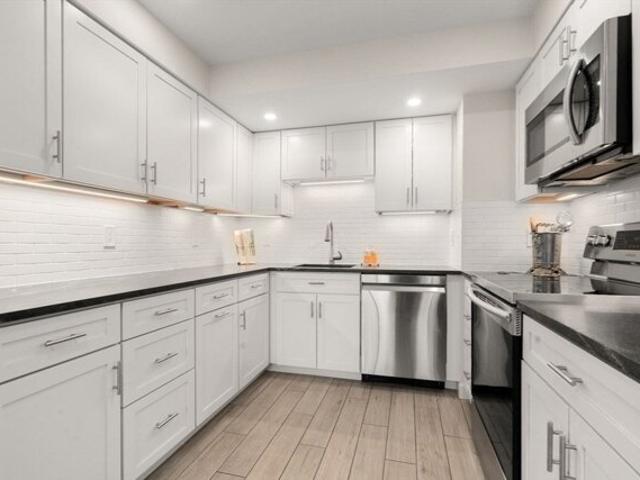 Hammond Pond Pkwy Apt N, Newton, Condo For Sale
