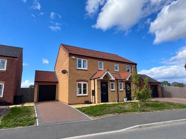 Hammond Road, Lincoln LN2, 3 bed semi detached house to rent, £1,250 pcm | PrimeLocation