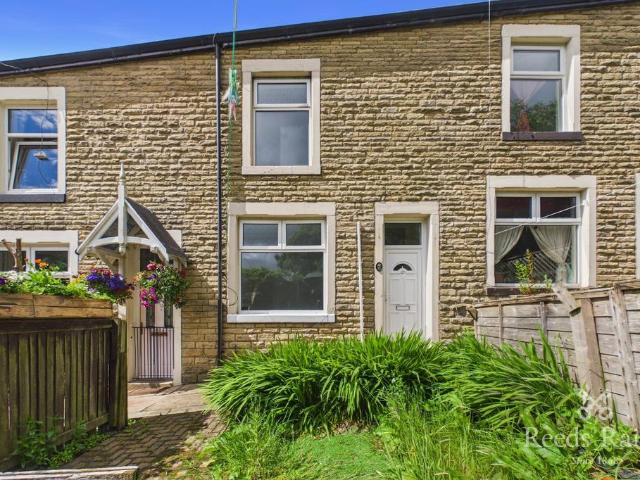 Hammond Street, Lancashire BB9 2 bed terraced house to rent £650 pcm £150 pw