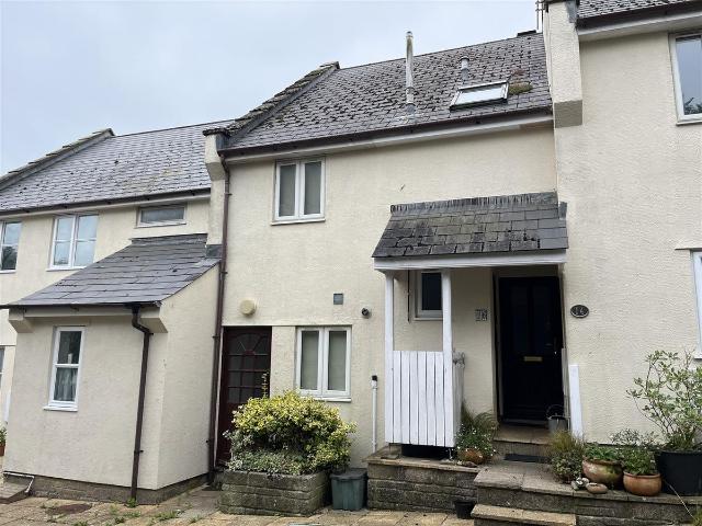 Hammonds Mead, Charmouth, Bridport DT6, 2 bed flat to rent, £895 pcm | PrimeLocation