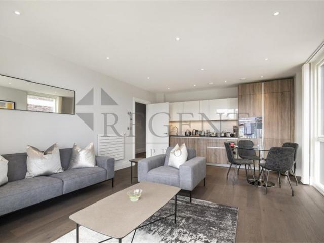 Hamond Court, Kingston upon Thames, KT2 1 bed apartment to rent £2,100 pcm £485 pw