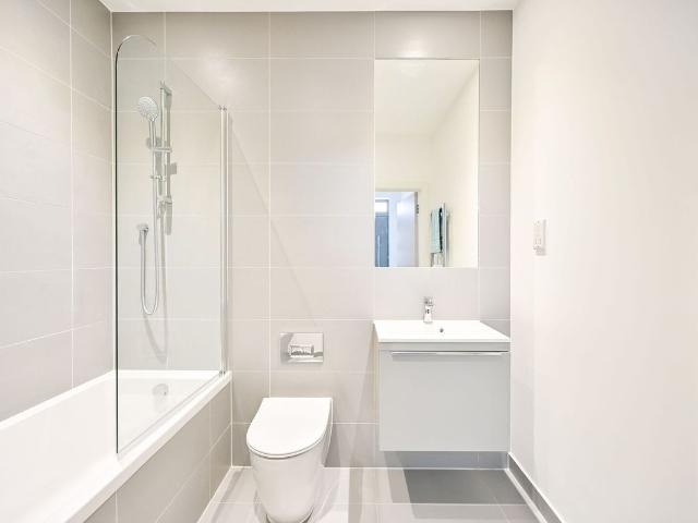 Hampden Road, Kingston KT1, 1 bed maisonette to rent, £1,650 pcm | PrimeLocation