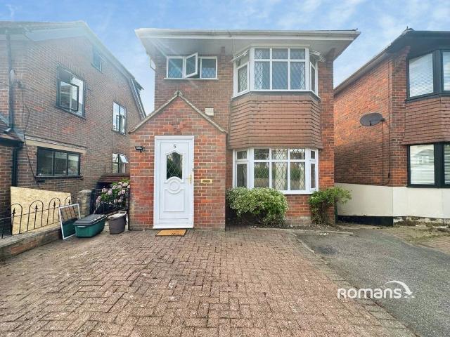 Hampden Road, High Wycombe, Buckinghamshire HP13, 6 bed detached house to rent, £4,500 pcm | PrimeLocation