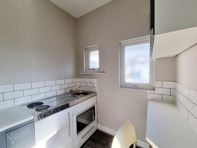Hampden Road, Turnpike Lane N8, Studio to rent, £1,150 pcm | PrimeLocation
