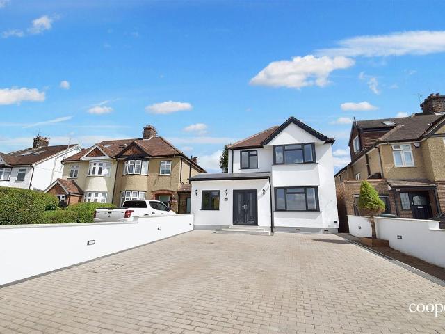 Hampermill Lane, Watford WD19, 4 bed detached house to rent, £4,500 pcm | PrimeLocation