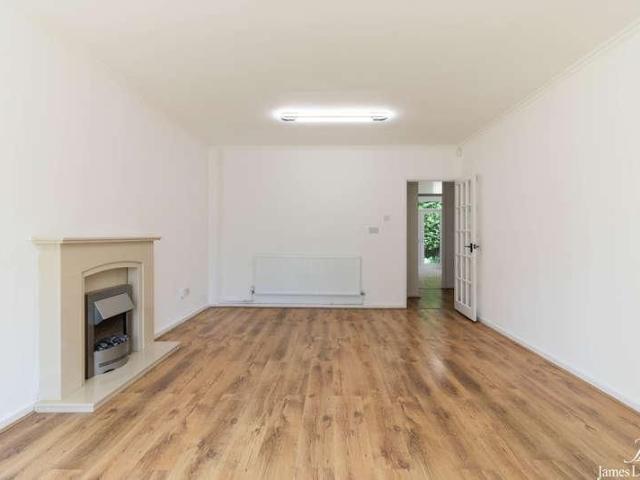 Hampshire Drive, Edgbaston, Birmingham, B15