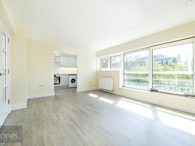 Hampstead High Street, Hampstead. 1 bed apartment to rent £2,250 pcm £519 pw