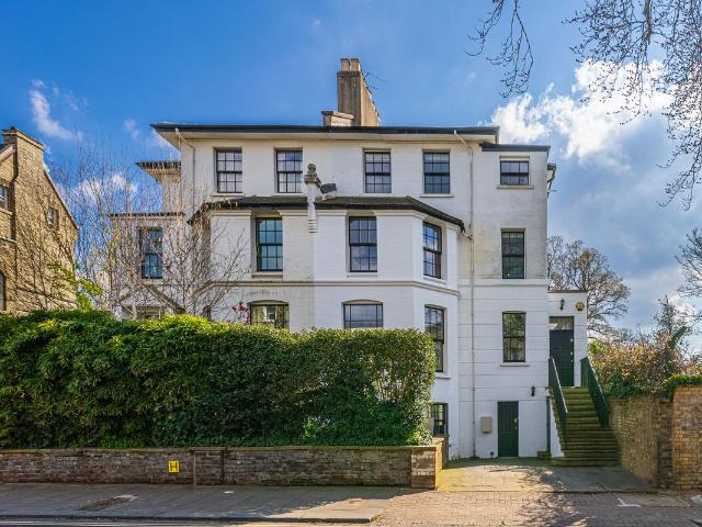 Hampstead Lane, London N6, 4 bed semi detached house to rent, £9,950 pcm | PrimeLocation
