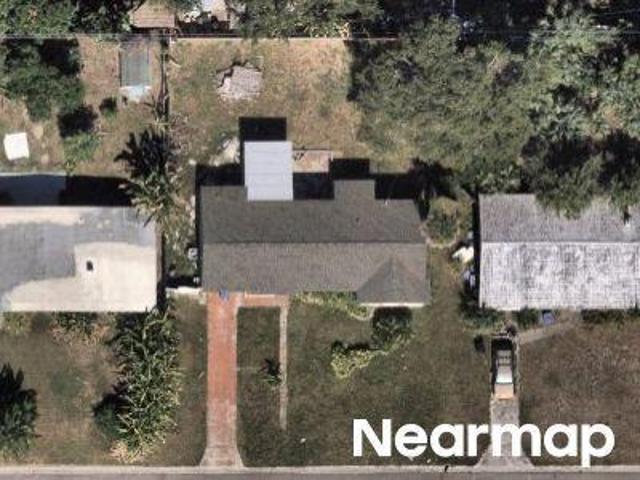 Hampton Dr N