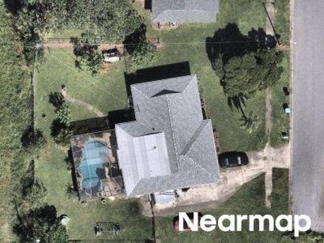 Hampton Dr NE