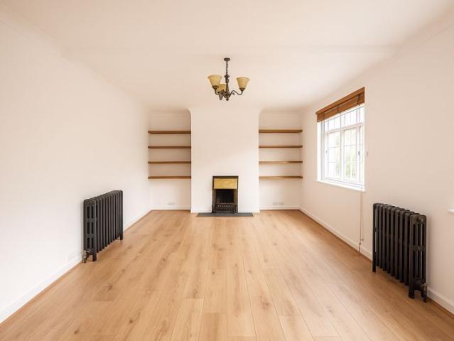 Hampton House, 109 Belsize Road, London NW6, 2 bed flat to rent, £2,427 pcm | PrimeLocation