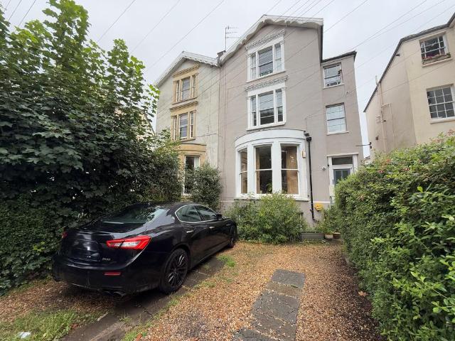 Hampton Park, Bristol, BS6 2 bed apartment to rent £1,800 pcm £415 pw