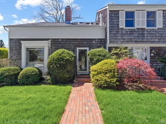 Hampton Rd Apt,southampton, Condo For Sale