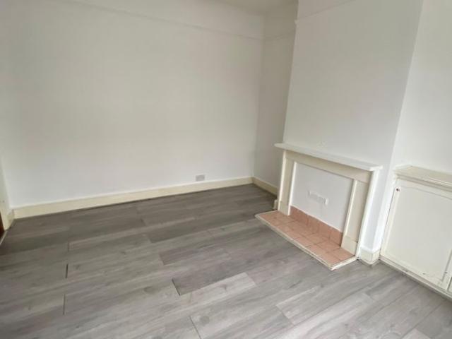 Hampton Road, Croydon CR0, 4 bed semi detached house to rent, £2,200 pcm | PrimeLocation